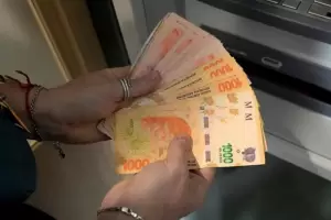 Cunto gana un empleado bancario en noviembre 2024?