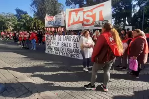 Previa de la audiciencia pblica: El MST contra "el tarifazo" de Ec Sapem
