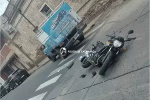 Motociclista result herido en el centro de la Capital
