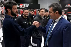 Massa anuncia inversiones automotrices y reglamentaci�n de la ley de impulso al sector