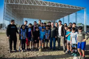 El gobernador recorri el avance de obras en clubes de Capital y Valle Viejo