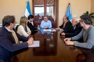 Entregaron el decreto de cesin de terreno al Tribunal de Cuentas