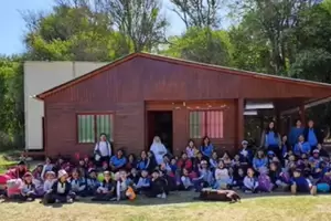 La congregacin de Cristo Rey habla de usurpacin violenta y una familia rodena reclama la propiedad
