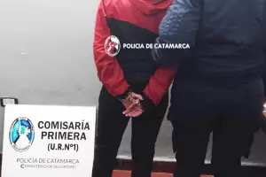 Fue sorprendida intentando robar en una mueblera del centro capitalino y termin tras las rejas