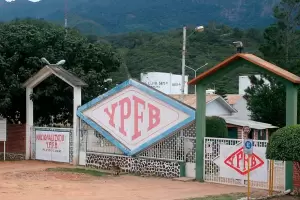 Falta gasolina y se profundiza la crisis en Bolivia