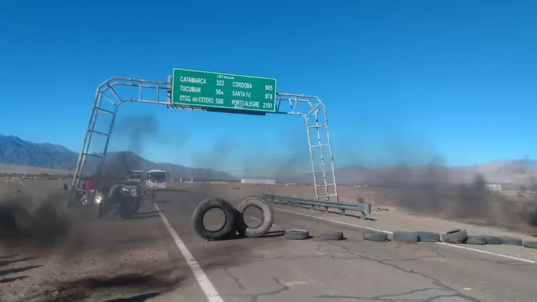 Corte Ruta n� 60 -Fiambal�