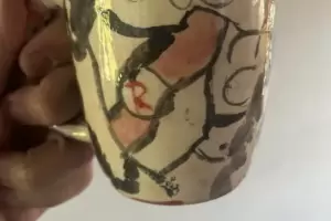 Su hija le regal una taza futbolera por el Da del Padre y un error gener cientos de memes