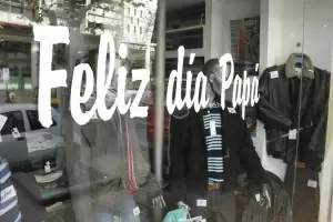 Da del Padre 2023: las ventas minoristas cayeron 1,2% anual a pesar de las promociones
