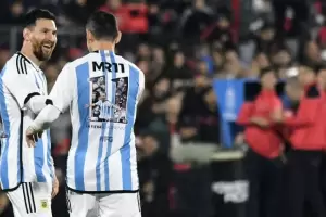 Maxi Rodrguez se despidi del ftbol con un partido histrico con Messi de invitado estelar