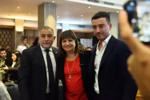 Bullrich viaj a Crdoba y Rodrguez Larreta monitorea desde Buenos Aires