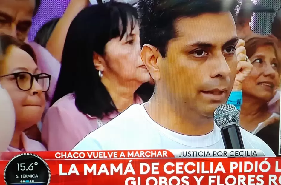 Fernando en la marcha por Cecilia