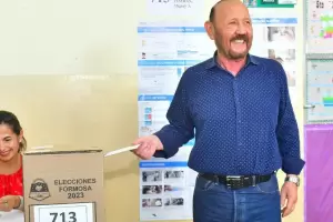 Gildo Insfrn se impone con el 73% de los votos y se acerca a su octava reeleccin como gobernador de Formosa