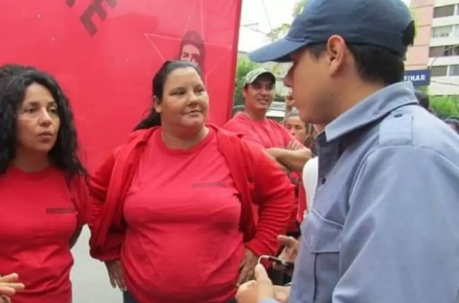 Fabiana Gonz�lez junto a Marcela Acu�a