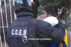 Arrestan a joven requerido judicialmente por robo calificado