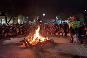El Fogn de San Juan del ISAC se celebr a pleno