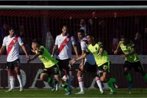 River cay 2-1 ante Barracas y dej el campeonato abierto: Mir el resumen