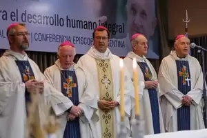 Advertencia de la Iglesia: "La democracia pas a ser una herramienta condicionada por poderes minoritarios"