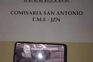 En F.M.E aprehenden a un arrebatador y recuperan celular
