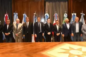 Los gobernadores peronistas se reunirn con Massa para respaldar su candidatura