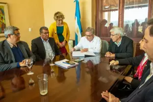 Ponen en funcionamiento  la Unidad Ejecutora del Centro de Desarrollo Cientfico, Tecnolgico y Productivo