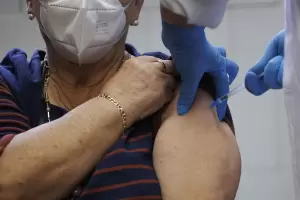 La enorme brecha letal entre el Covid y la gripe aunque la pandemia haya terminado