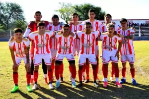 Coronel Daza igual con Obreros de San Isidro en Banda de Varela y se mantiene como lder