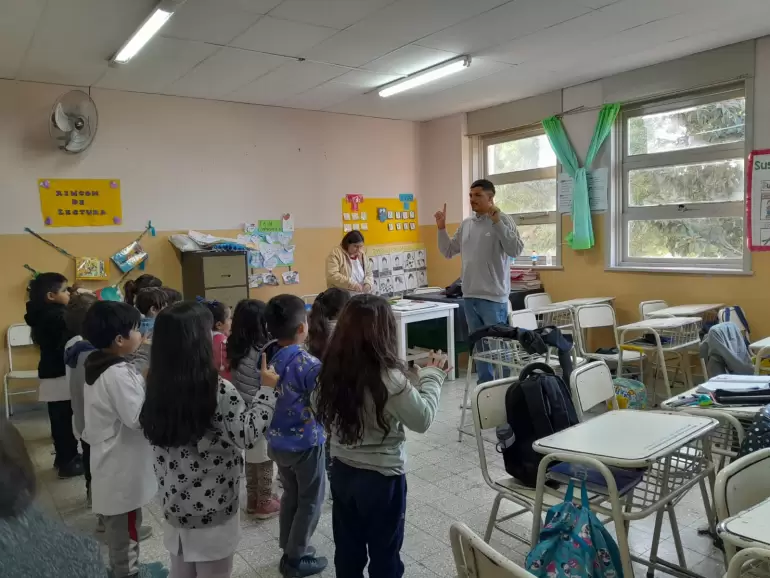 alumnos de la escuela n324 lengua de seas argentina