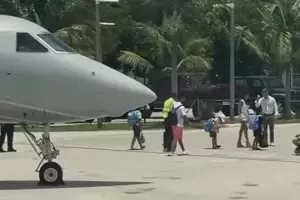 Messi arrib a Estados Unidos junto a su familia y ser presentado en el Inter Miami el domingo