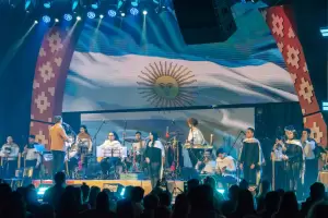 Con Jalil y Massa, se inaugur oficialmente la 52 Fiesta Nacional e Internacional del Poncho