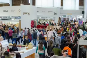 Los turistas sobre la 52 Fiesta Nacional e Internacional del Poncho: "Les recomendamos a todos que vengan"