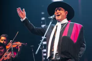 Sexta noche a puro folklore con Soledad y el Chaqueo