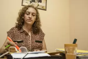 Muri la abuela de la nia abusada por su vecino, como consecuencia de que la corte le dio la libertad