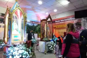 La Patrona Nacional del Turismo y el Beato Esqui en la Fiesta del Poncho