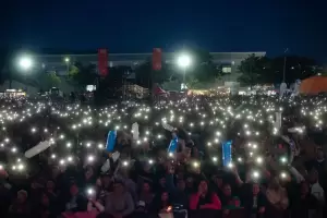 Facundo Arana y Huguito Flores lideraron el Patio de las Provincias en el Da del Amigo