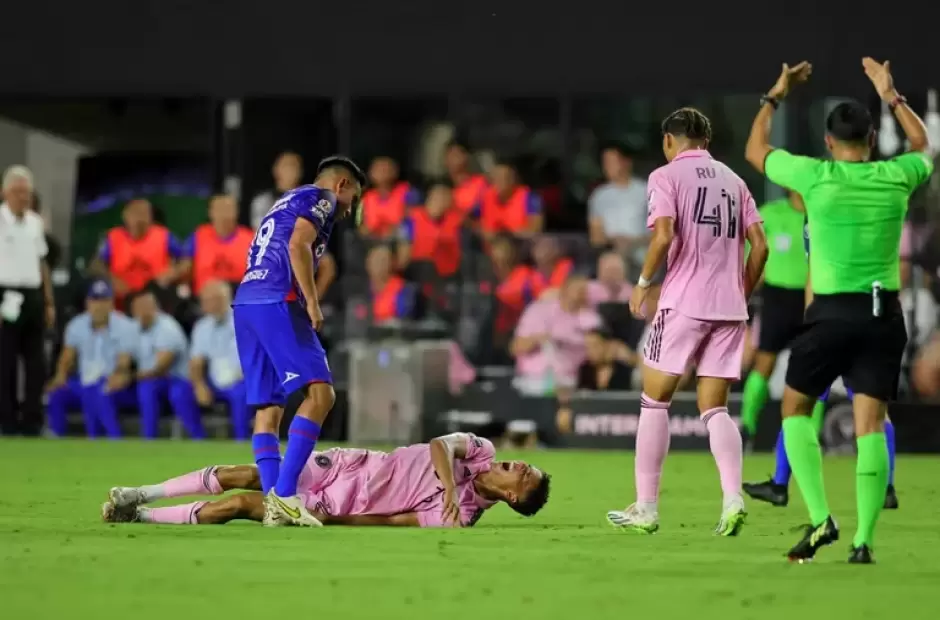 Ian Fray se lesion una rodilla de gravedad y tendr mucho tiempo fuera de las c