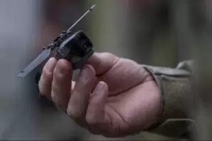 El dron espa Black Hornet: la ayuda militar de EE.UU enviar a Ucrania