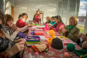 Jalil y Corpacci acompaaron a los adultos mayores en el ingreso a Casa Activa