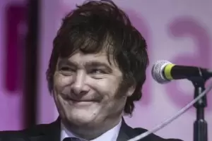 Milei critic a Bullrich y reafirm su proyecto de dolarizar la economa