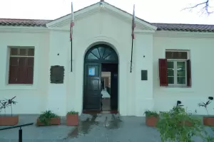 Becados anunciaron manifestacin y paro en el Hogar de ancianos "Fray Mamerto Esqui"