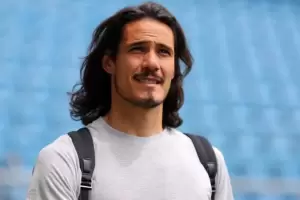 Edinson Cavani firm con Boca Juniors y ahora es el tercer refuerzo