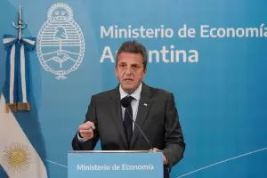 Suma fija, bono a jubilados y suba de AUH: las medidas que se vienen por la suba de precios