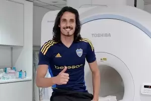 Edinson Cavani finalmente lleg a Boca y es presentado en La Bombonera: "Estoy feliz de estar ac"