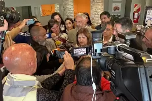 Bullrich fue agredida por militantes kirchneristas en San Luis: Nos escupieron