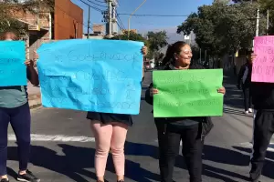 Precarizados del Hogar de Ancianos volvern a protestar ante la falta de "soluciones concretas" del Gobierno