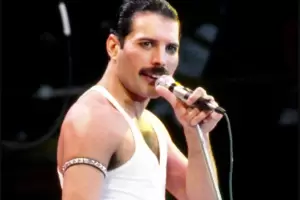 Los objetos de Freddie Mercury sern subastados en una rplica de su casa