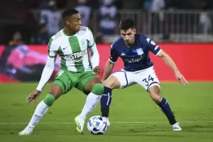 Racing perdi 4-2 con Atltico Nacional y deber remontar ante Avellaneda para soar con los cuartos