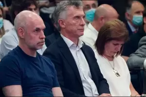 Les tomarn una foto a Macri, Larreta y Bullrich para mostrar la unidad de Juntos por el Cambio