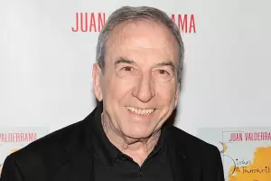 Jos Luis Perales aclar los rumores sobre su muerte: "Un saludo enorme desde Londres"