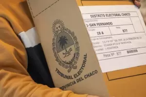 Apareci un pjaro muerto dentro de una urna