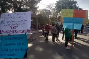 Precarizados del Hogar de Ancianos reactivan el reclamo y amenazan con un paro total